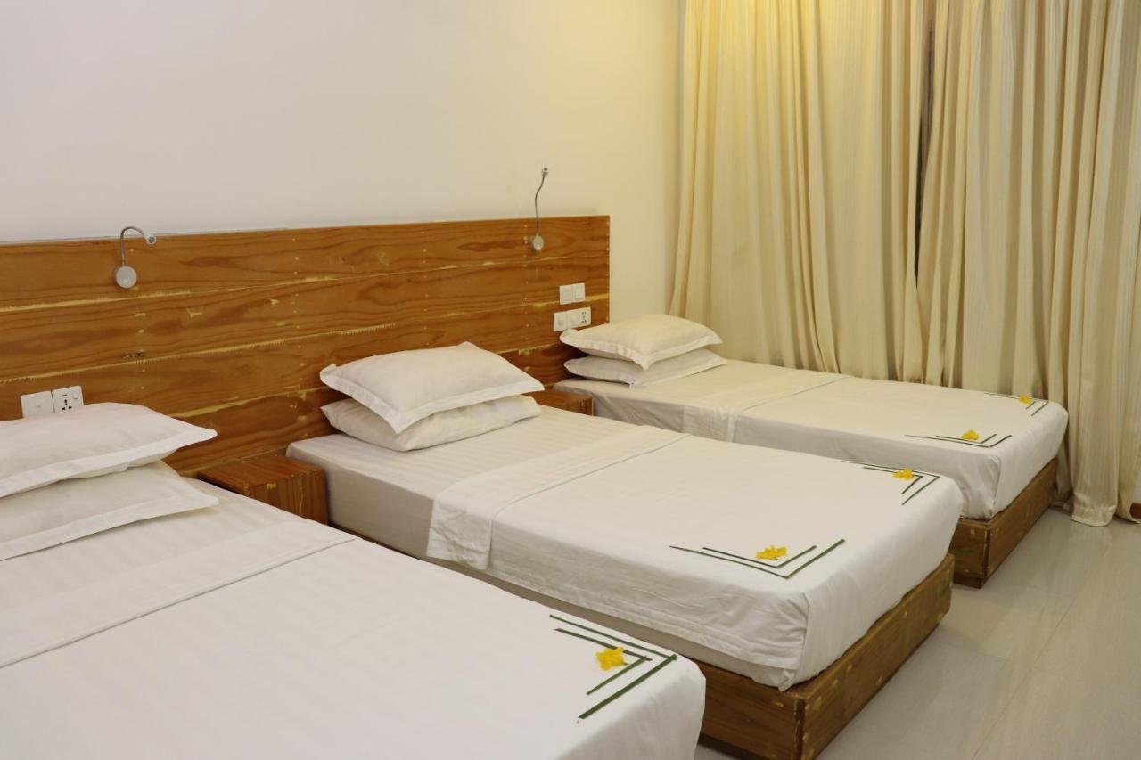 Hotel Alaika Maafushi Extérieur photo