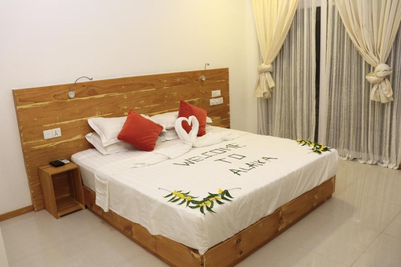 Hotel Alaika Maafushi Extérieur photo