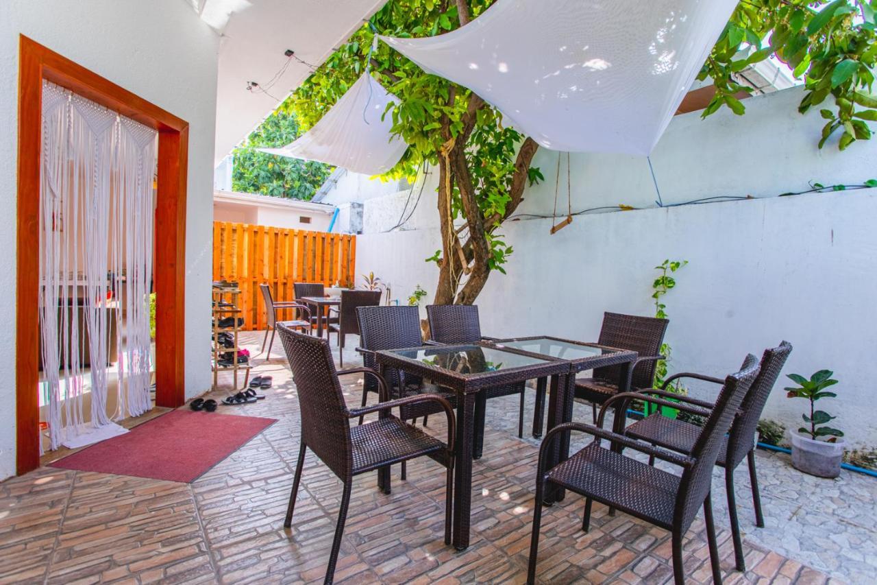 Hotel Alaika Maafushi Extérieur photo