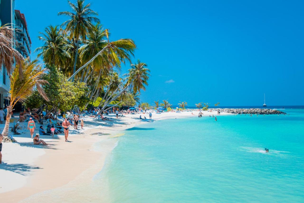 Hotel Alaika Maafushi Extérieur photo
