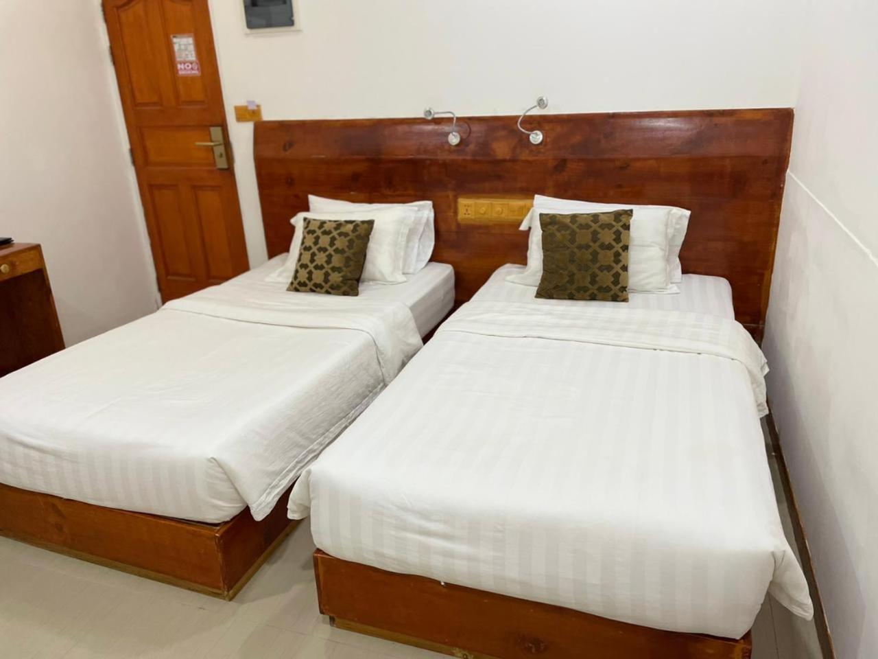Hotel Alaika Maafushi Extérieur photo